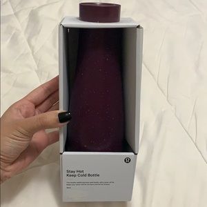 Lululemon stay hot keep cold bottle